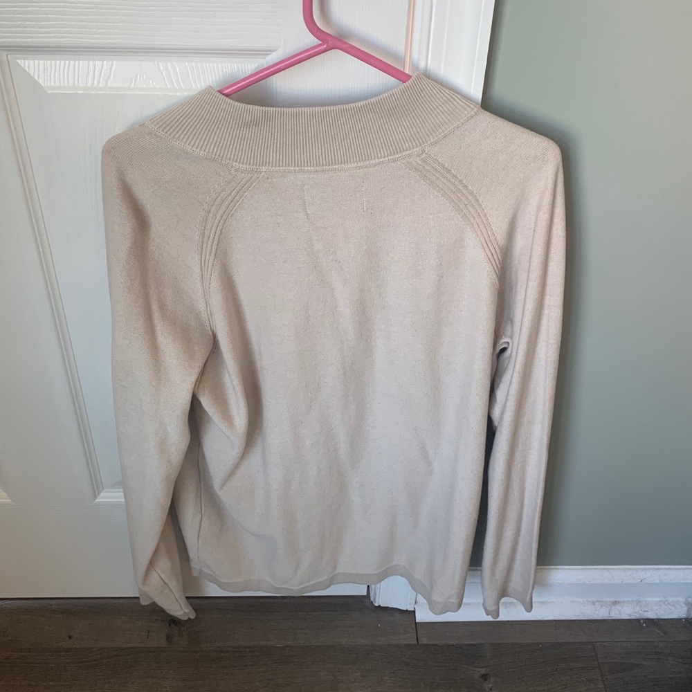 Charleston Threads M Sweater - Picture 2 of 3
